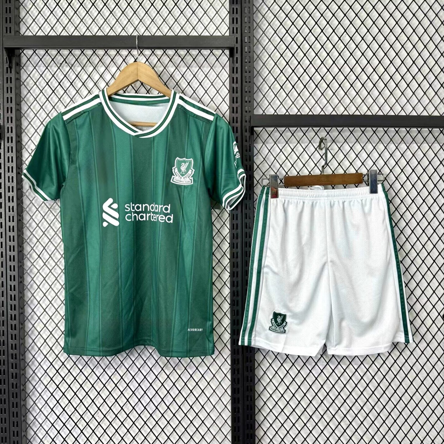 Kit enfants Liverpool domicile Third 2025-26