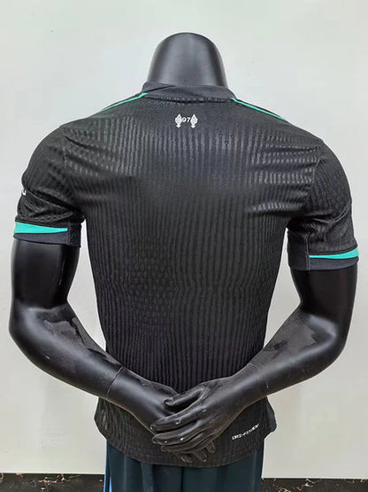 Maillot Liverpool saison 2023-2024 extérieur version player noir